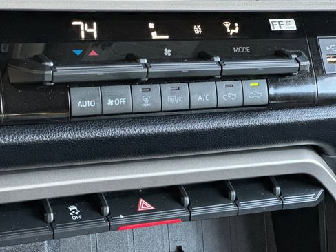 Used 2024 Toyota Tundra SR5 image 19