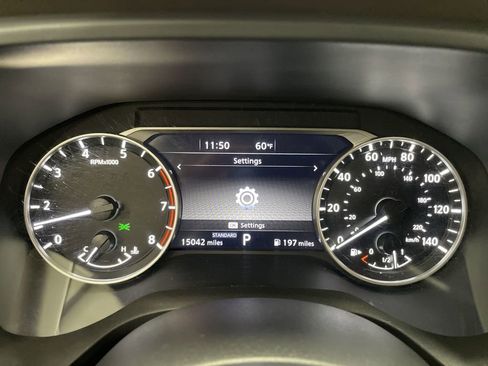 Used 2023 Nissan Rogue SV w/ SV Premium B Package image 18