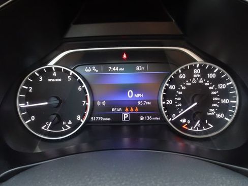 Used 2023 Nissan Murano SV w/ SV Midnight Edition Package FWD image 12