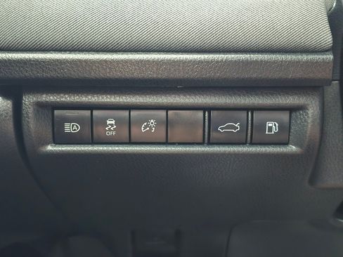 Used 2025 Toyota Camry LE FWD image 24