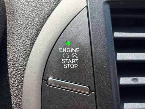 Used 2017 Lincoln MKC Select w/ Select Plus Package AWD/4WD image 14