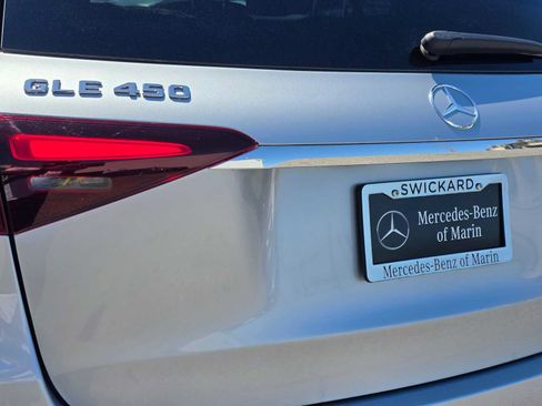 Used 2025 Mercedes-Benz GLE 450 4MATIC image 13