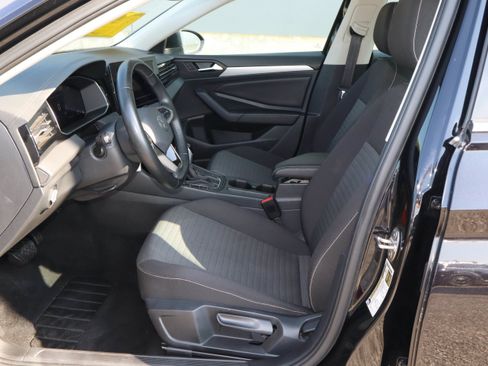 Used 2025 Volkswagen Jetta S FWD image 7