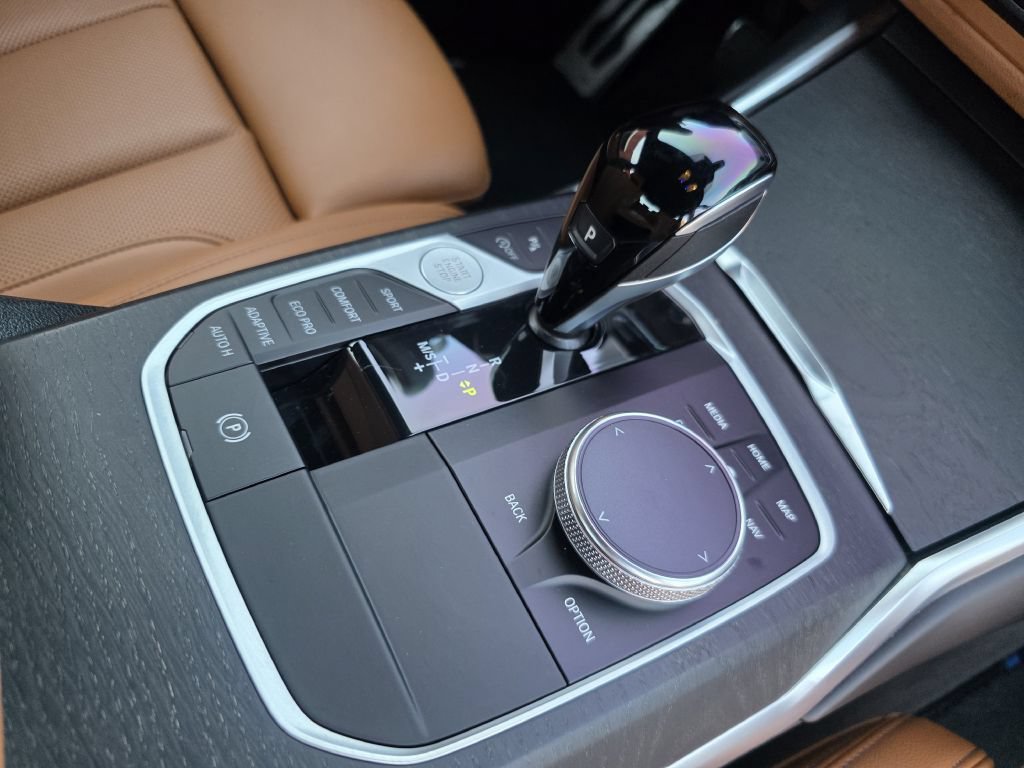 Used 2022 BMW M340i RWD image 23