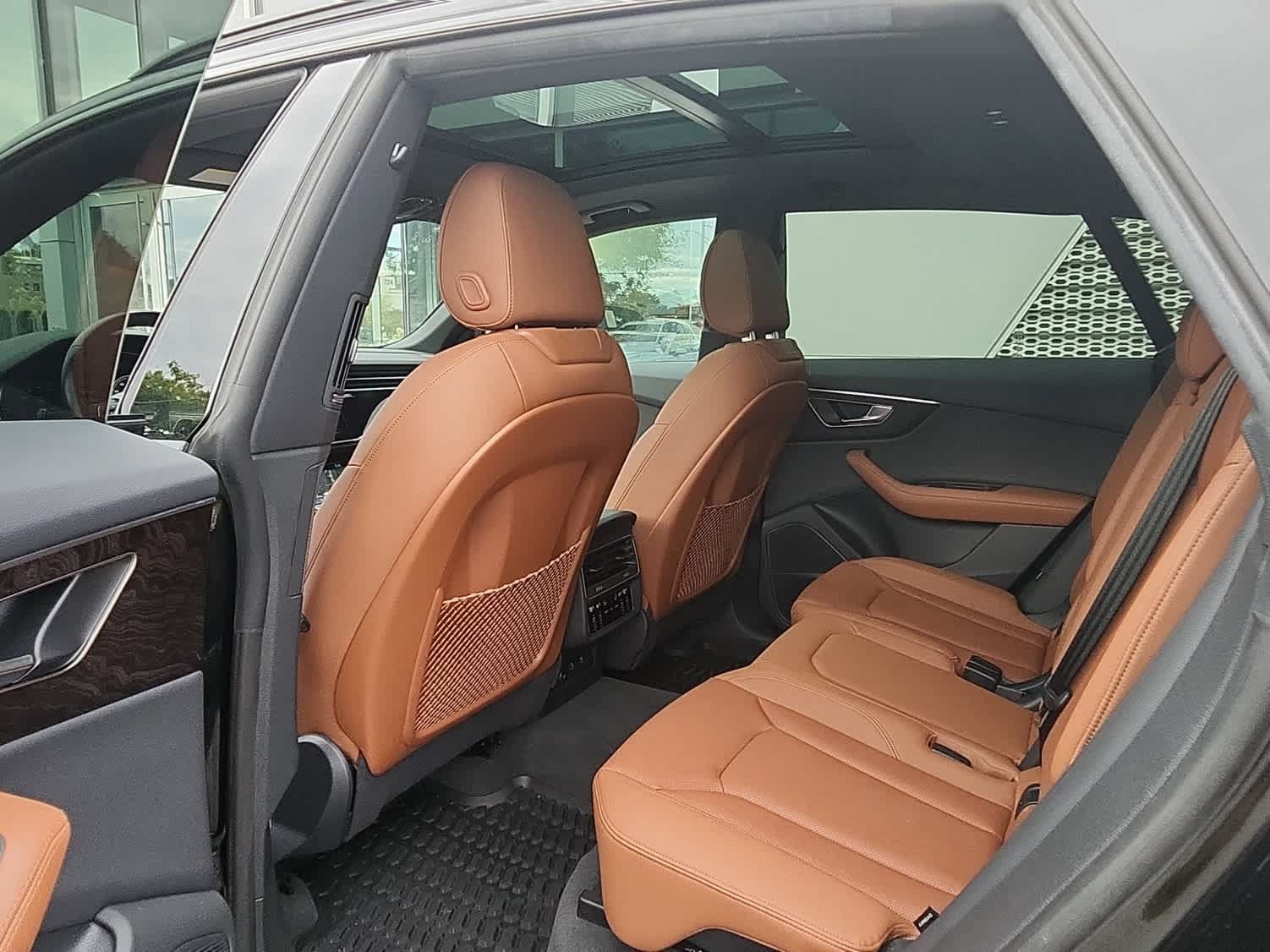 Used 2023 Audi Q8 Premium Plus AWD/4WD image 10