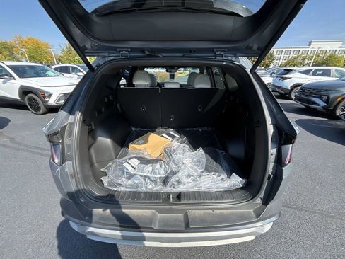 Used 2025 Hyundai Tucson Limited image 27