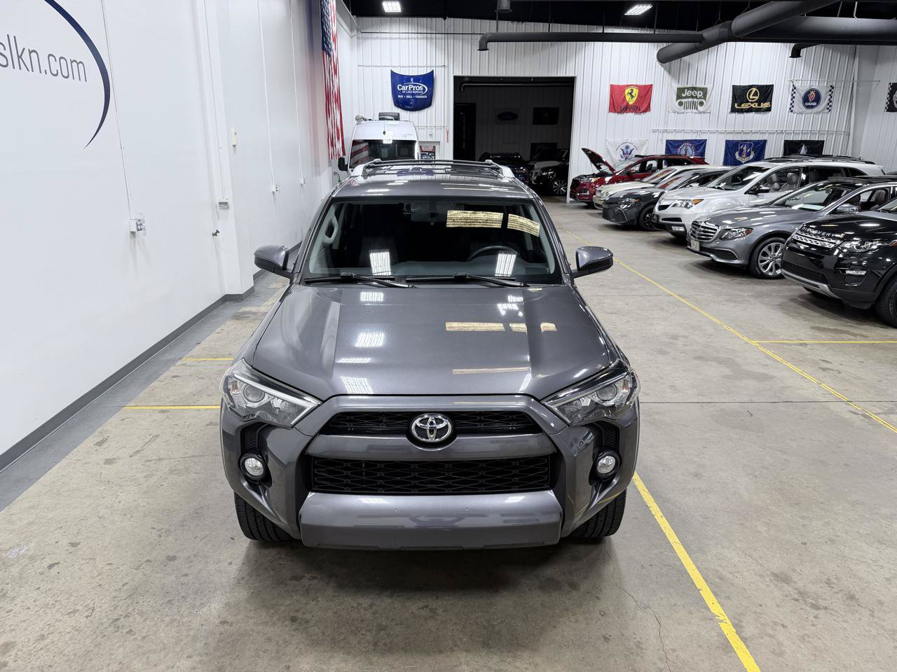 Used 2017 Toyota 4Runner SR5 RWD image 2