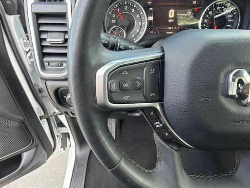 Used 2025 RAM 1500 Big Horn AWD/4WD image 19
