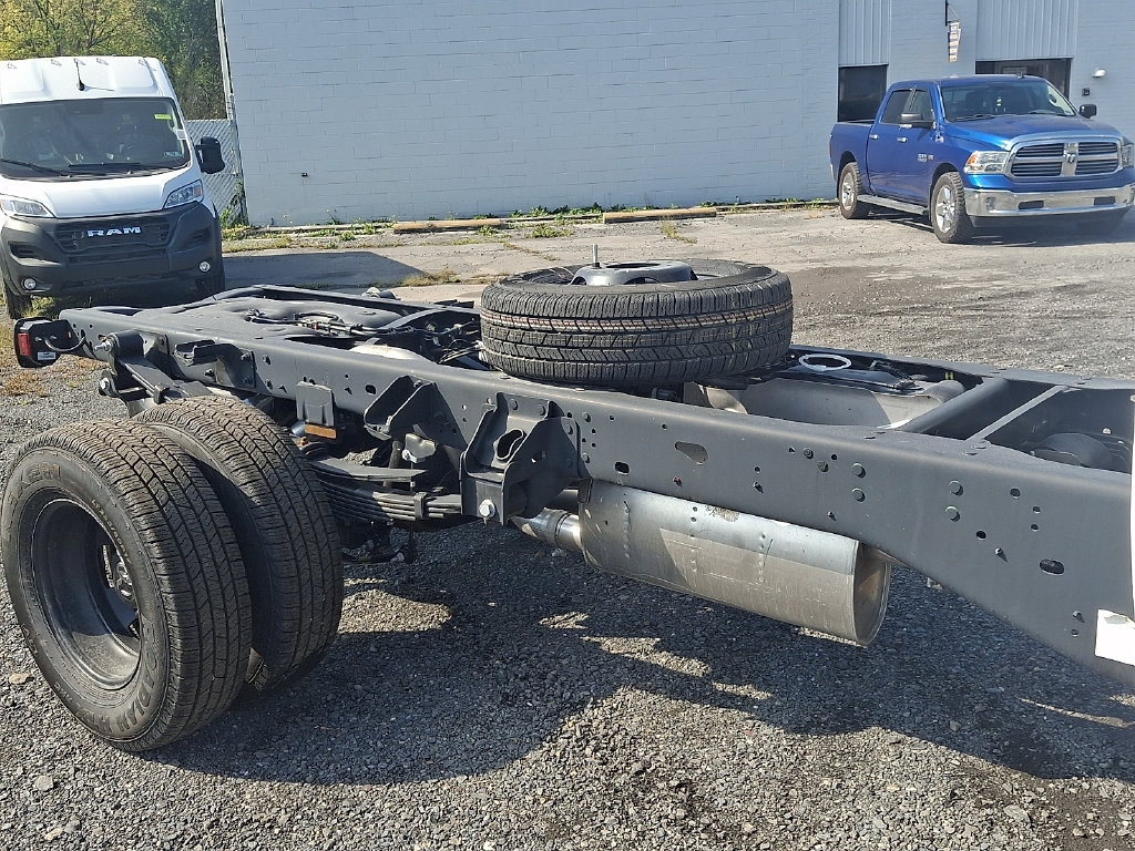 New 2027 RAM 3500 Tradesman AWD/4WD image 5