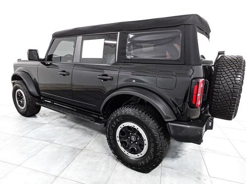Certified 2023 Ford Bronco Outer Banks w/ Sasquatch Package AWD/4WD image 5