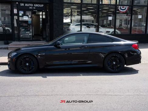 Used 2016 BMW M4 Coupe image 3