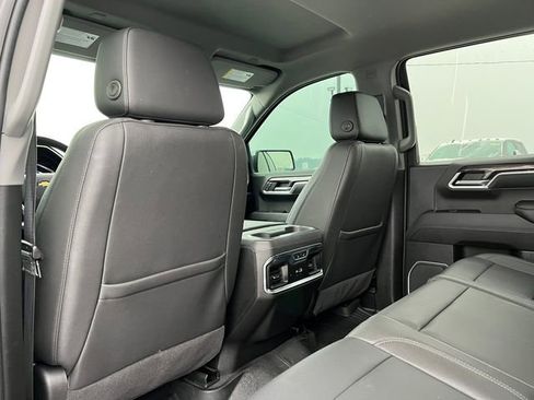 Used 2022 Chevrolet Silverado 1500 LTZ image 40