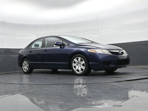 Used 2010 Honda Civic LX image 31
