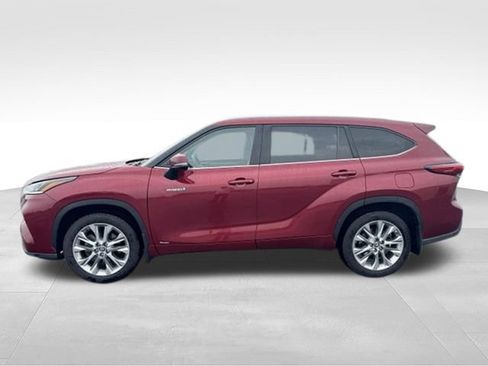Used 2021 Toyota Highlander Limited AWD/4WD image 9
