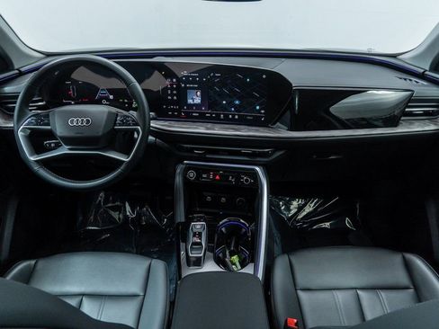 Used 2025 Audi Q5 Premium w/ Convenience Package AWD/4WD image 16