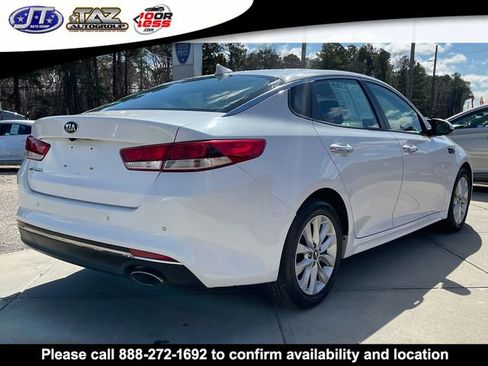 Used 2018 Kia Optima LX w/ 17" Alloy Wheels Package image 6