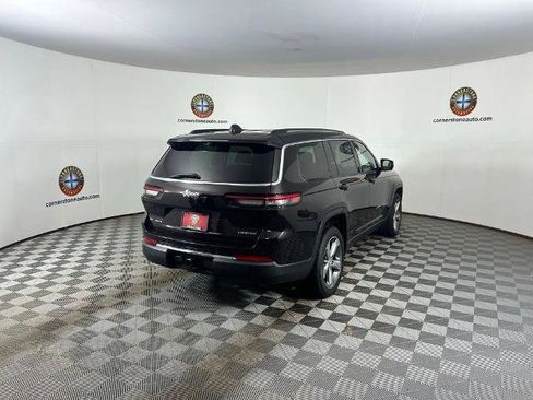 Used 2022 Jeep Grand Cherokee L Limited w/ Luxury Tech Group II AWD/4WD image 22