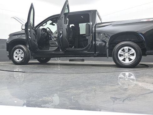 Used 2020 Chevrolet Silverado 1500 LT w/ Texas Edition image 42