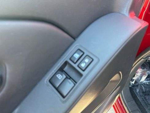 Used 2022 Nissan Frontier S image 10