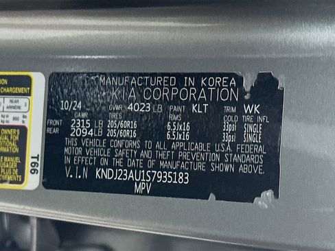 Used 2025 Kia Soul LX w/ LX Technology Package image 12