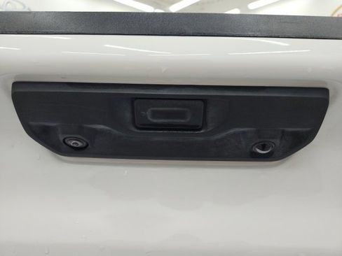 Used 2025 Chevrolet Silverado 1500 Custom image 32