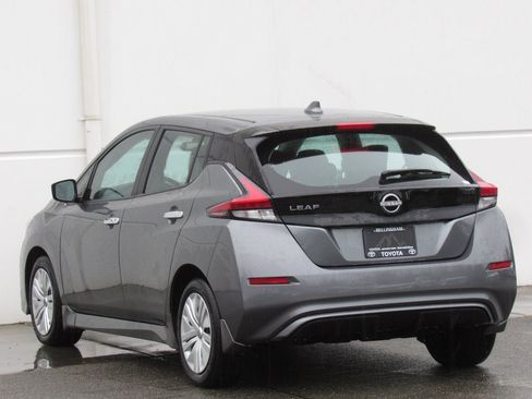 Used 2023 Nissan Leaf S image 5