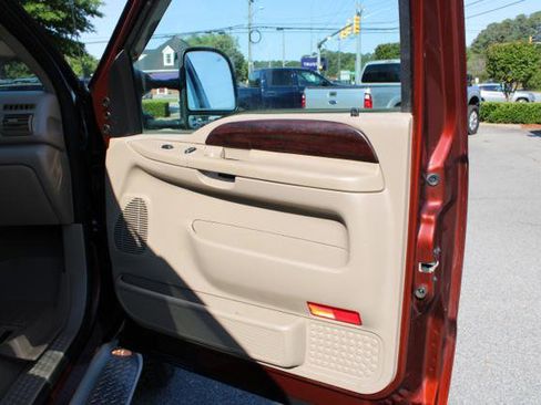 Used 2006 Ford F250 Lariat AWD/4WD image 38