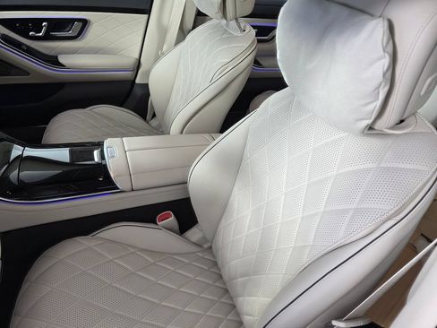 New 2026 Mercedes-Benz S 500 4MATIC image 8