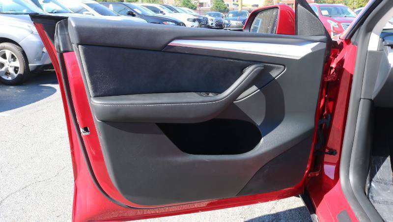 Used 2023 Tesla Model Y Performance AWD/4WD image 9