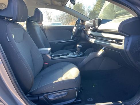 New 2025 Kia K4 LXS image 14