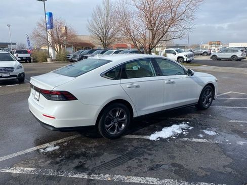 Used 2024 Honda Accord EX image 5