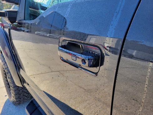 Used 2021 Ford F250 Lariat AWD/4WD image 9