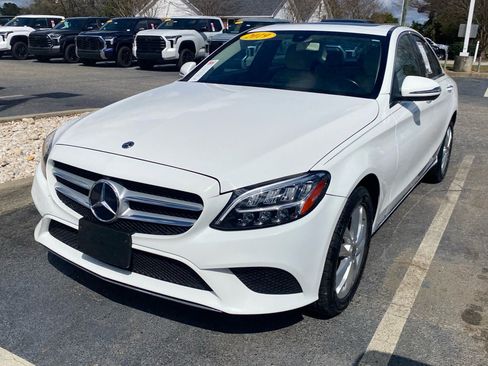 Used 2019 Mercedes-Benz C 300 4MATIC Sedan image 2