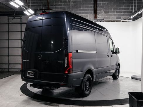 Used 2025 Mercedes-Benz Sprinter 2500 image 28