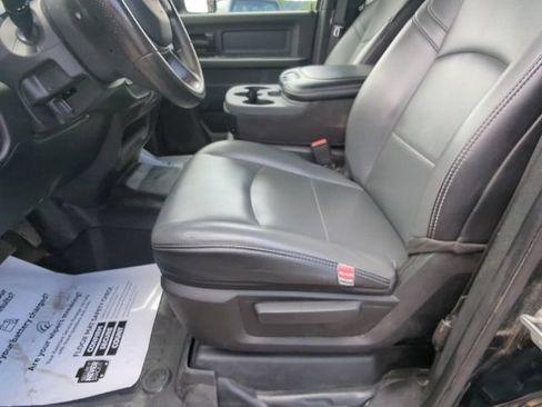 Used 2021 RAM 2500 Tradesman w/ Chrome Appearance Group AWD/4WD image 10