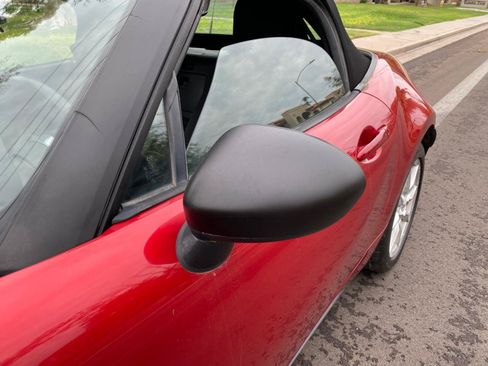 Used 2016 MAZDA MX-5 Miata Sport RWD image 16