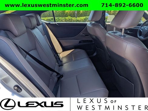 Used 2025 Lexus ES 300h w/ Premium Package image 7