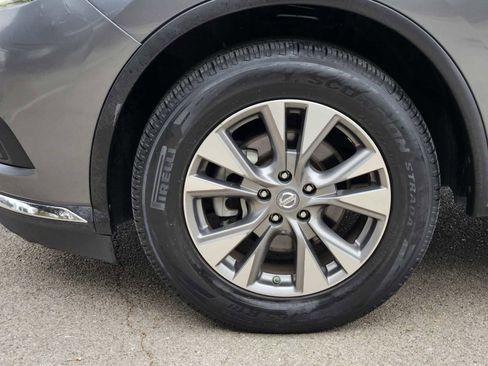 Used 2018 Nissan Murano SV image 9