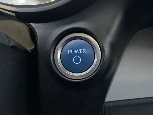 Certified 2024 Toyota Sienna XSE image 21