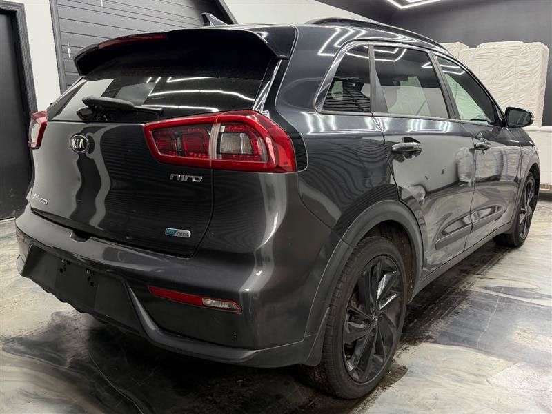 Used 2018 Kia Niro EX w/ EX Touring Graphite Edition FWD image 6