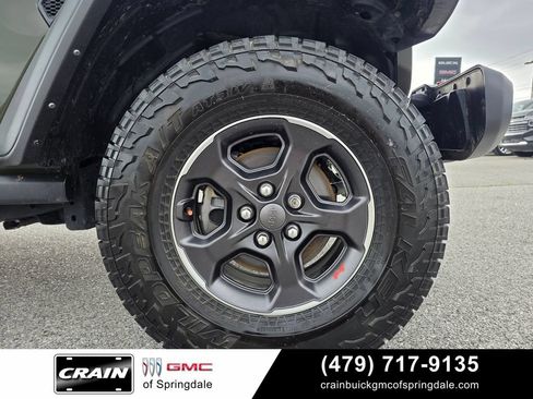 Used 2023 Jeep Gladiator Rubicon w/ LED Lighting Group AWD/4WD image 30
