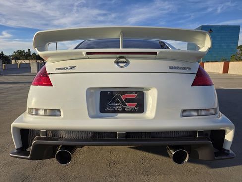 Used 2008 Nissan 350Z NISMO image 9