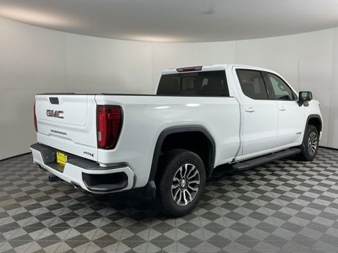Used 2020 GMC Sierra 1500 AT4 w/ AT4 Preferred Package image 4