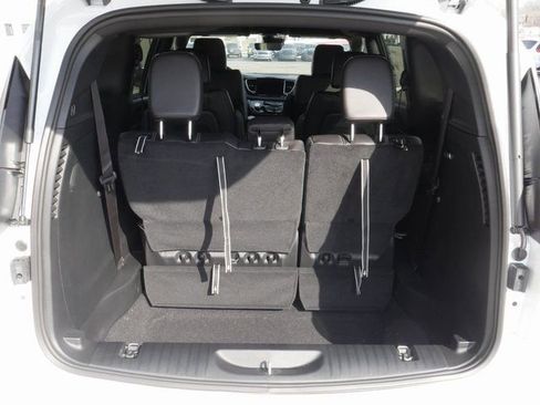 New 2026 Chrysler Voyager LX FWD image 7