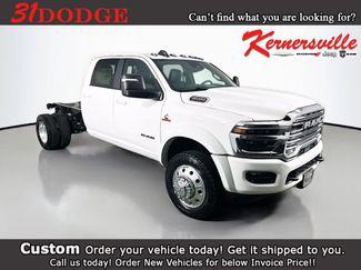 New 2026 RAM 4500 4x4 Crew Cab DRW video 1