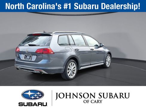 Used 2017 Volkswagen Golf Alltrack SE image 9