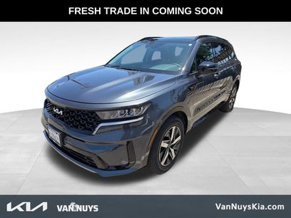 Used 2023 Kia Sorento S w/ Panoramic Sunroof Package