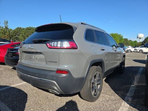 Used 2019 Jeep Cherokee Limited AWD/4WD image 10