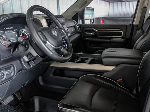 Used 2023 RAM 2500 Laramie AWD/4WD image 14