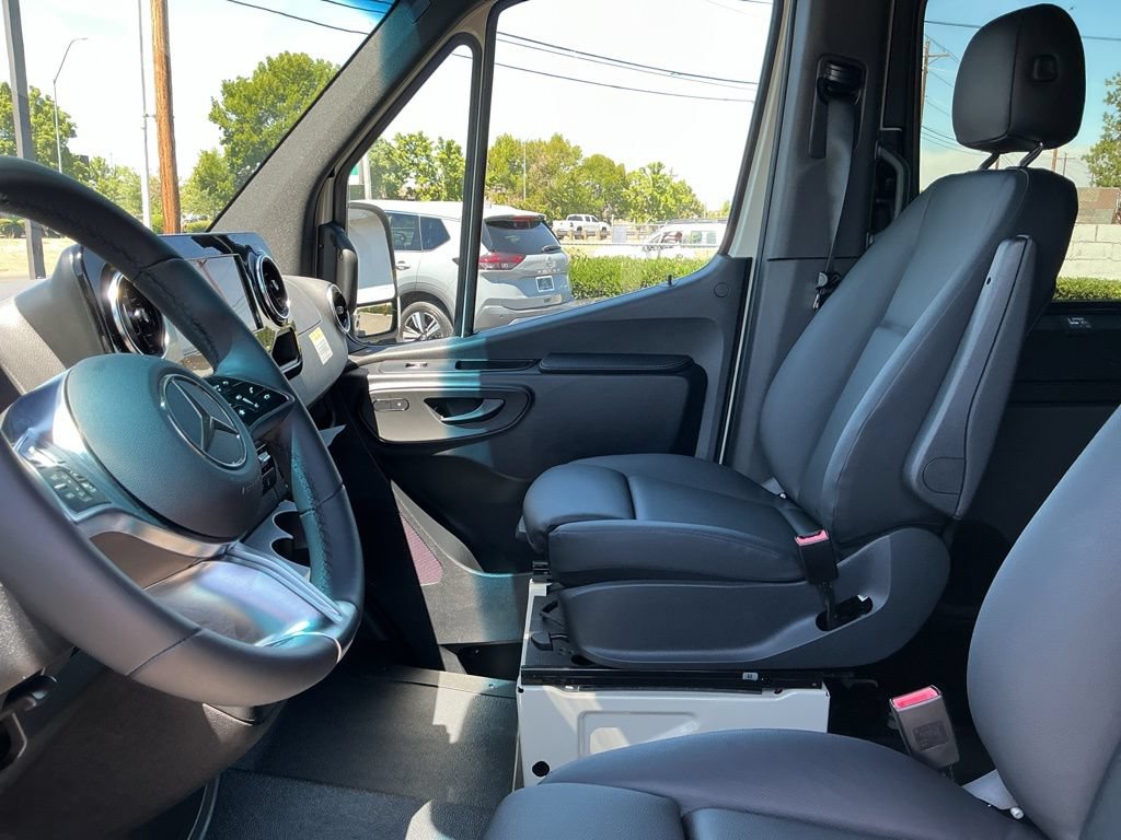 New 2026 Mercedes-Benz Sprinter 2500 image 10